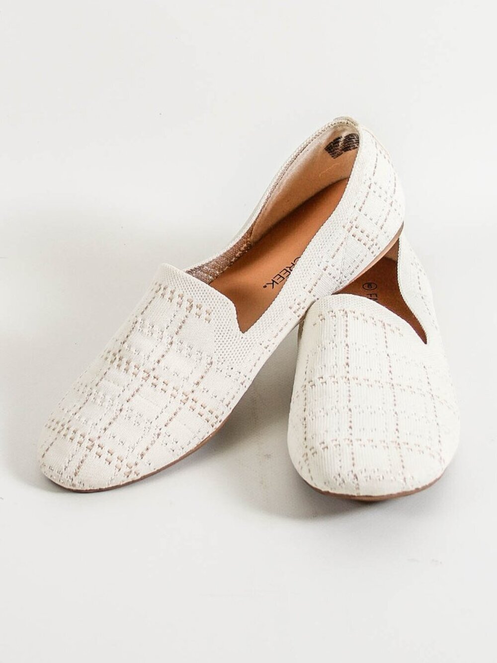 Falls Creek Ivory Knit Loafer Flats Womens Size 9 Slip On Pointed Toe Comfort Sh